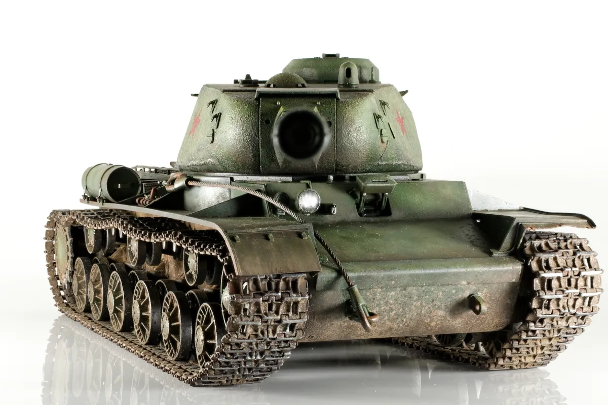 Bronco KV-122 model, front view looking down the barrel