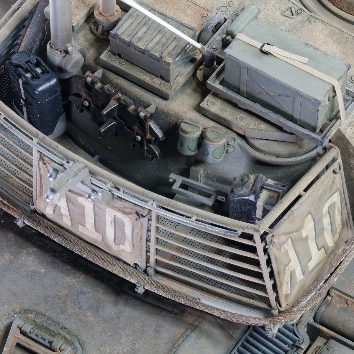 Meng Magach 6B model, turret stowage basket