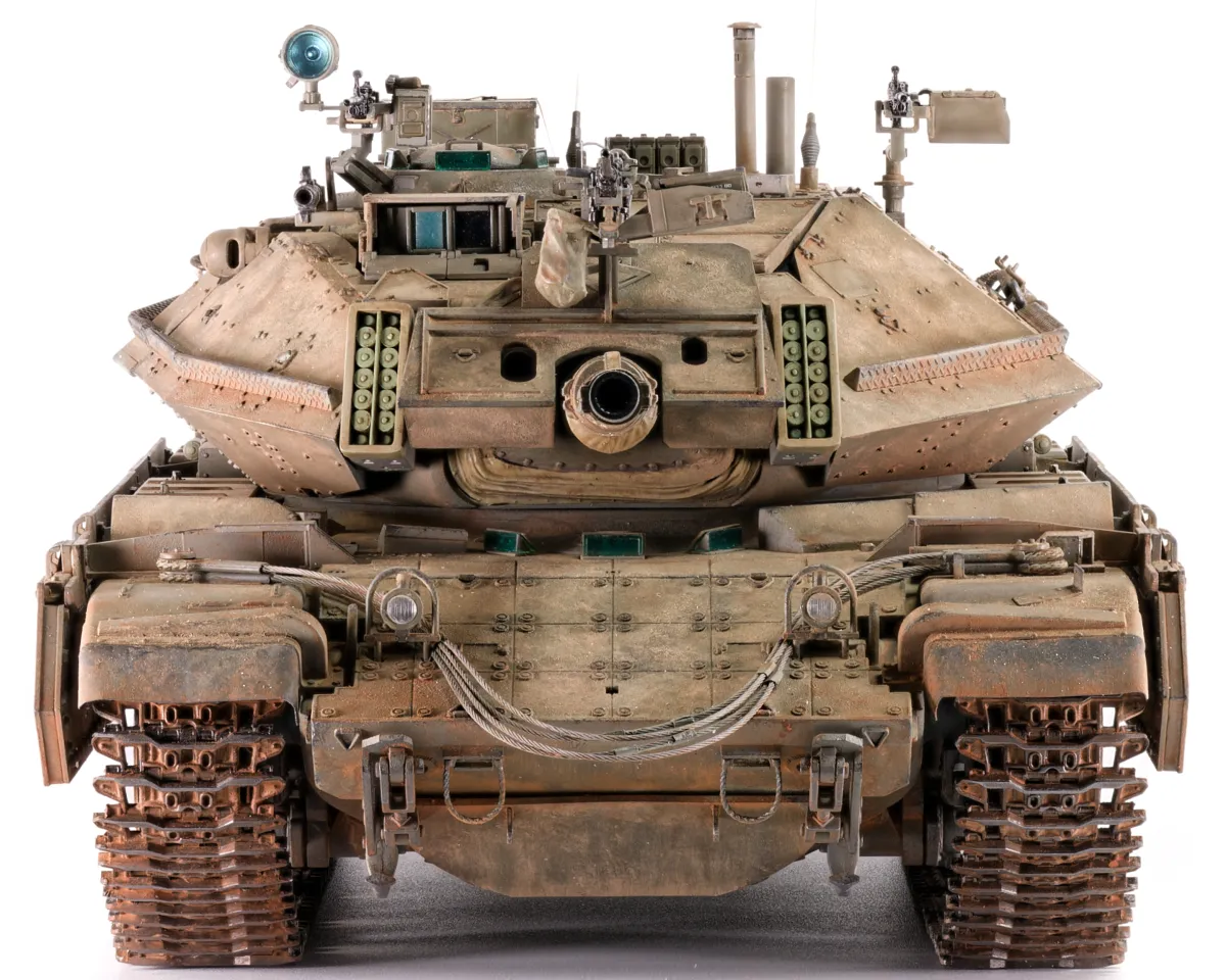 Meng Magach 6B model, head-on front view looking down the barrel