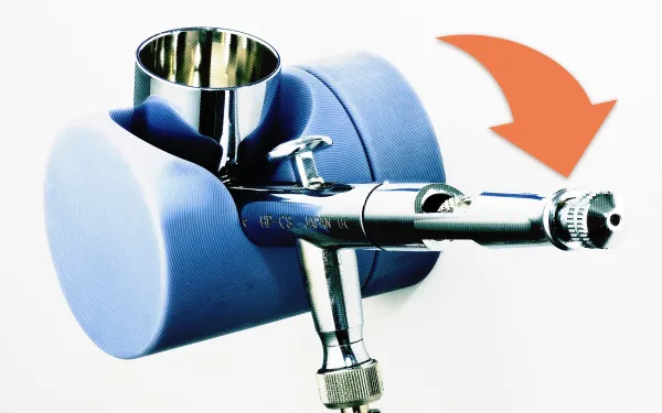 Iwata HP-CS with preset screw handle