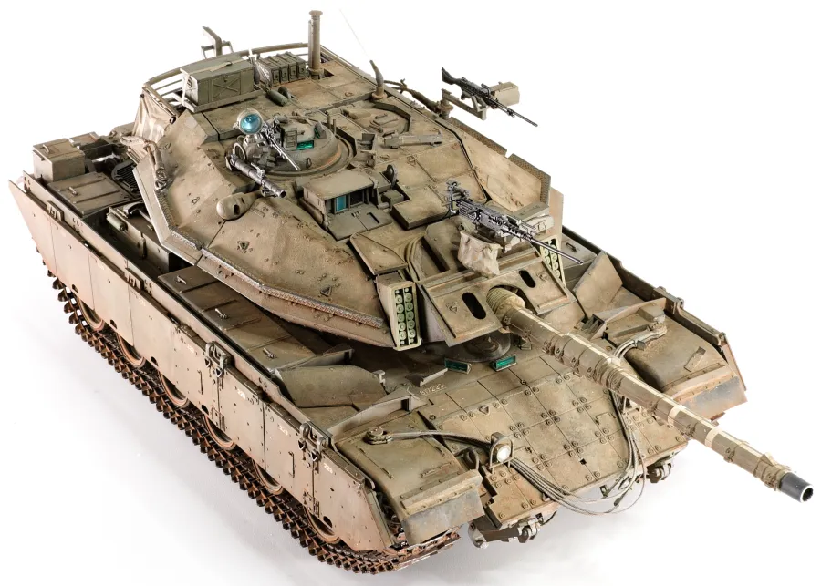 Meng Magach 6B model, overview of the right side and front