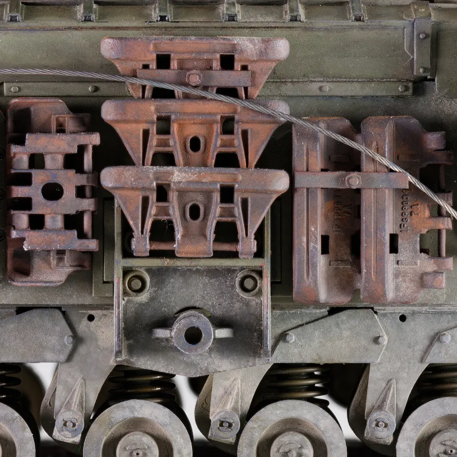 AFV Club Churchill AVRE MkIV, appliqué track link armour in close-up