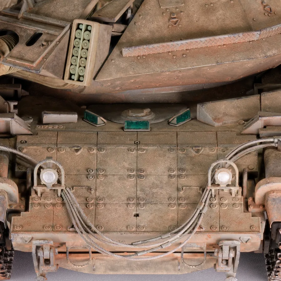 Meng Magach 6B model, close-up of glacis armour and tow ropes