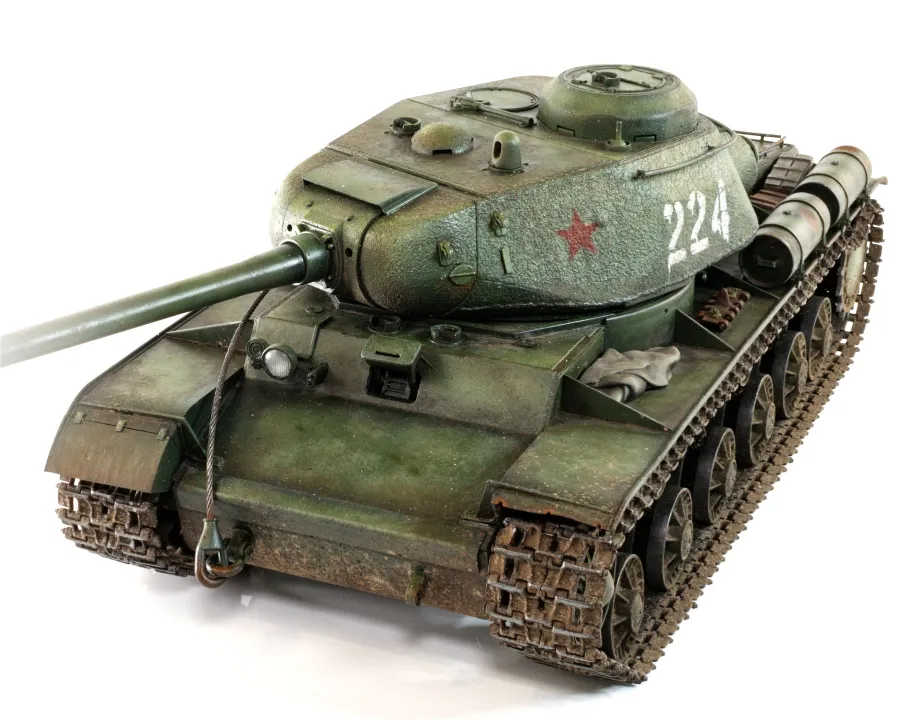 Bronco KV-122 Soviet heavy tank, 1/35th scale model